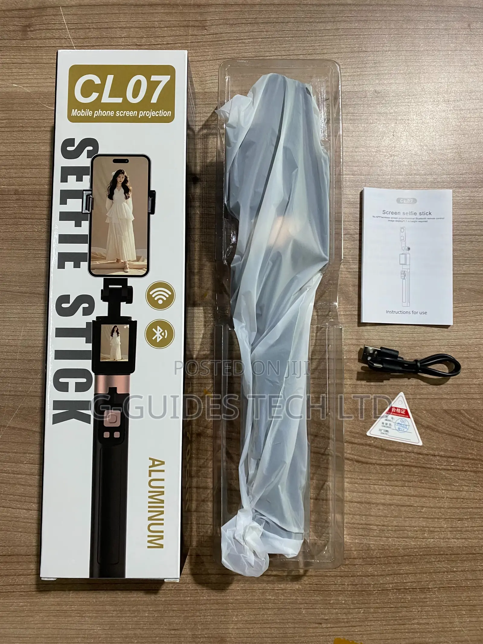 Cl07 Smart Selfie Stick With Screen
