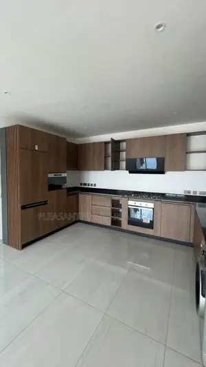 2bdrm Apartment in Pleasantplaces And, Dworwulu for rent