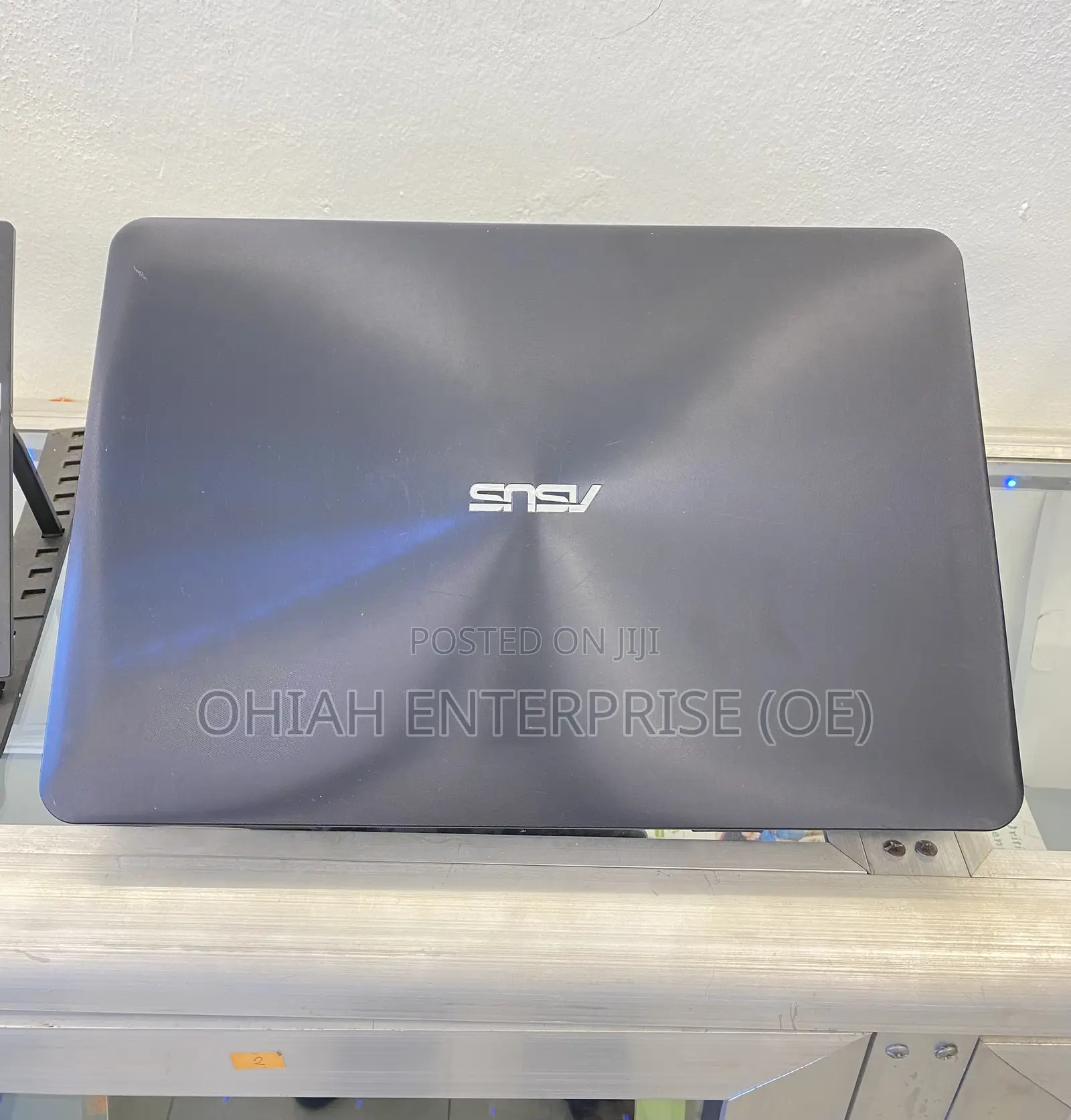 Laptop Asus X555LA 8GB Intel Core i3 SSD 256GB