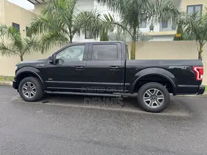 Ford F-150 XLT 4x4 Regular Cab Styleside 6.5 ft. box 122 in. WB 2016 Black