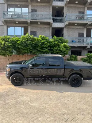 Ford F-150 2023 Black