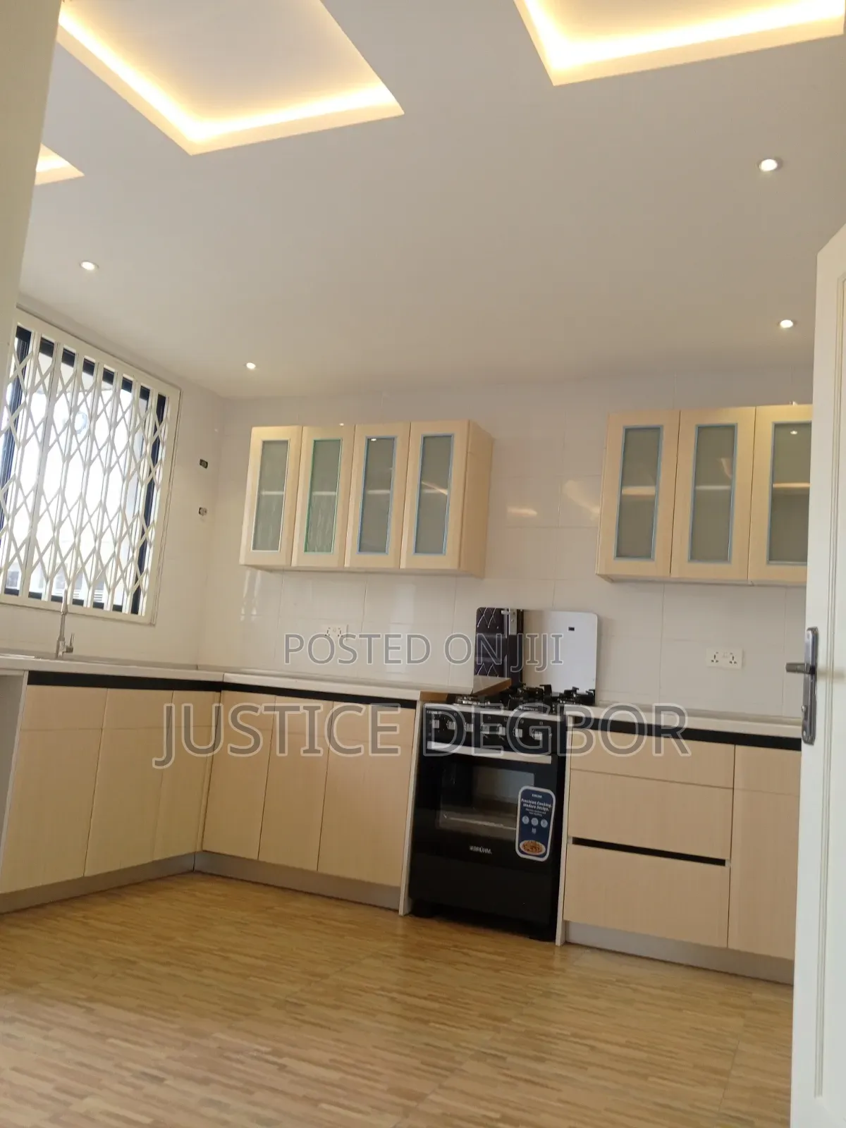 3bdrm Apartment in Bestchoice, The Mall for rent