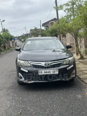 Hyundai Elantra GLS Sedan FWD (1.8L 4cyl 6A) 2013 Black