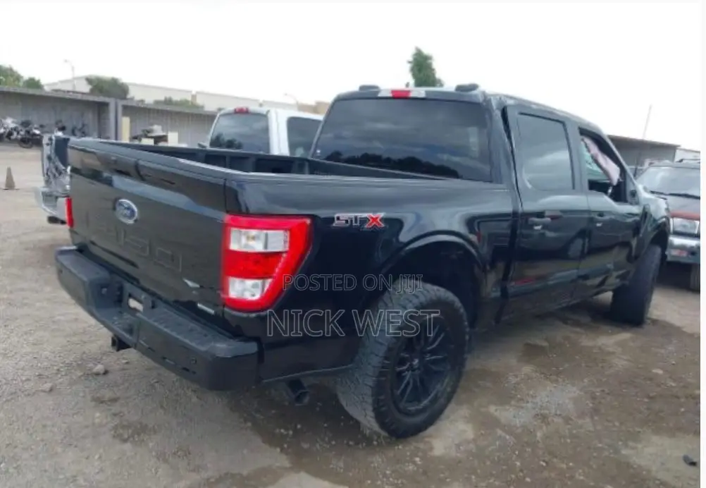 Ford F-150 2023 Black