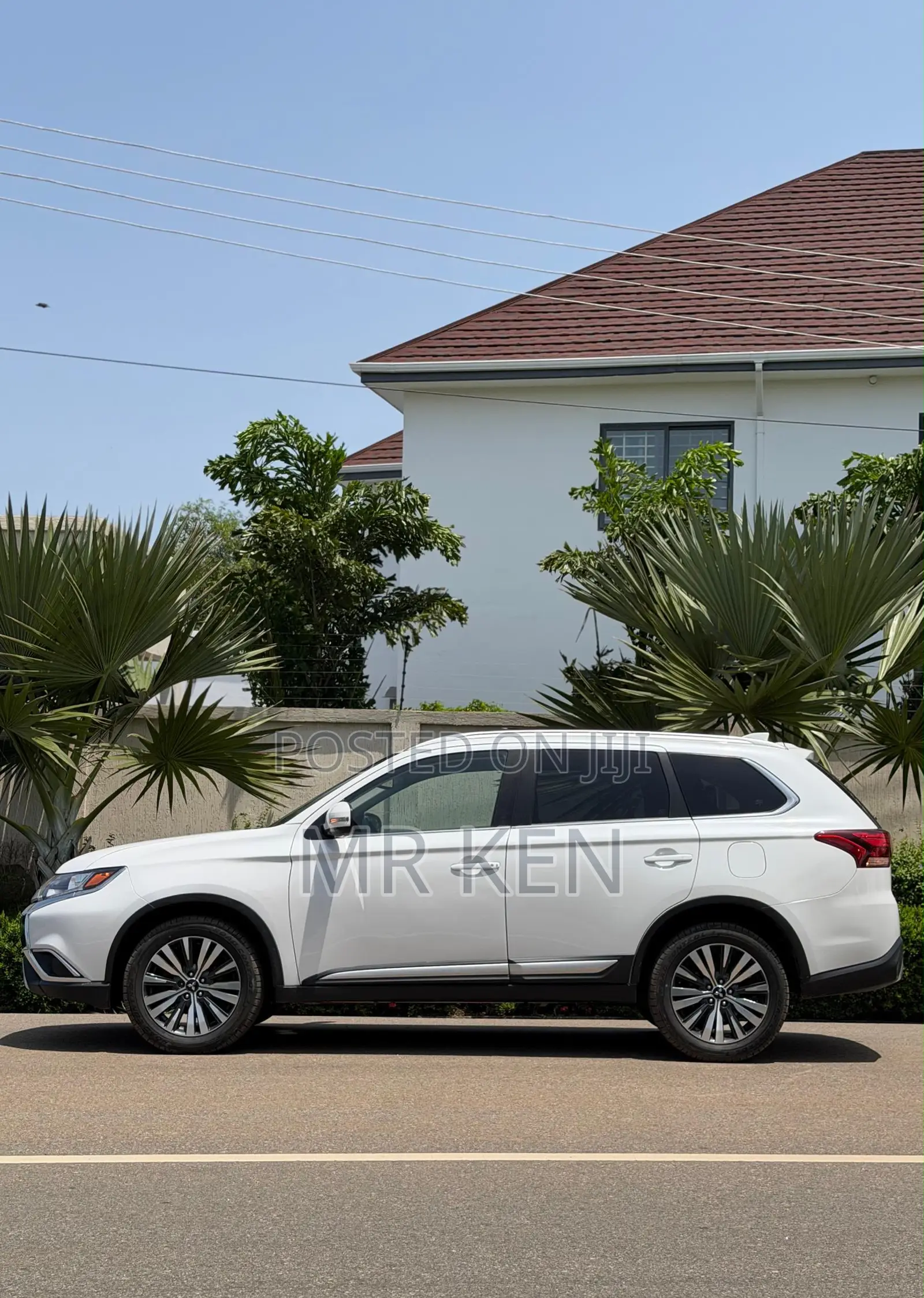 Mitsubishi Outlander SEL FWD 2020 White