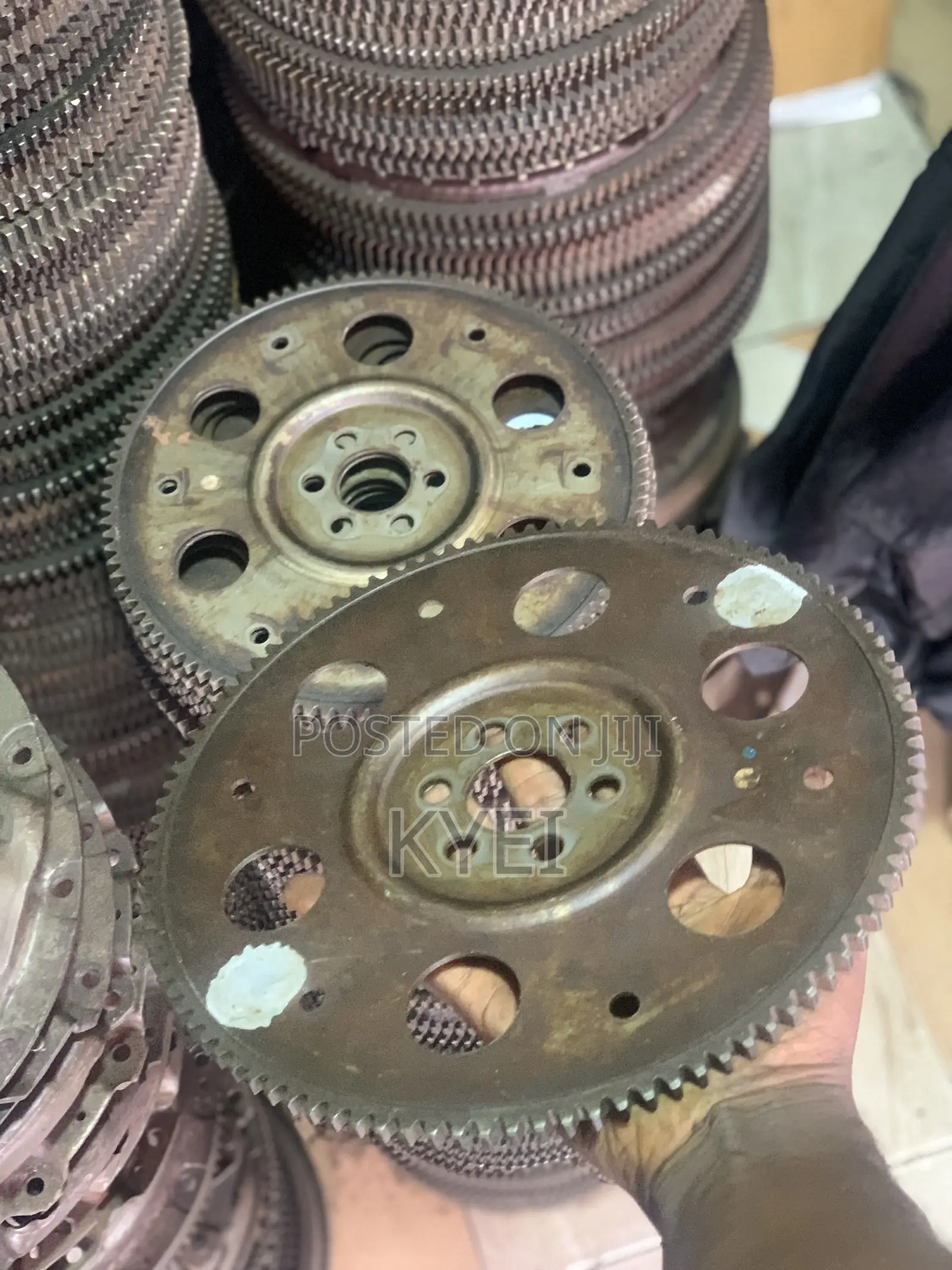 Toyota Vitz Automatic Flying Wheel