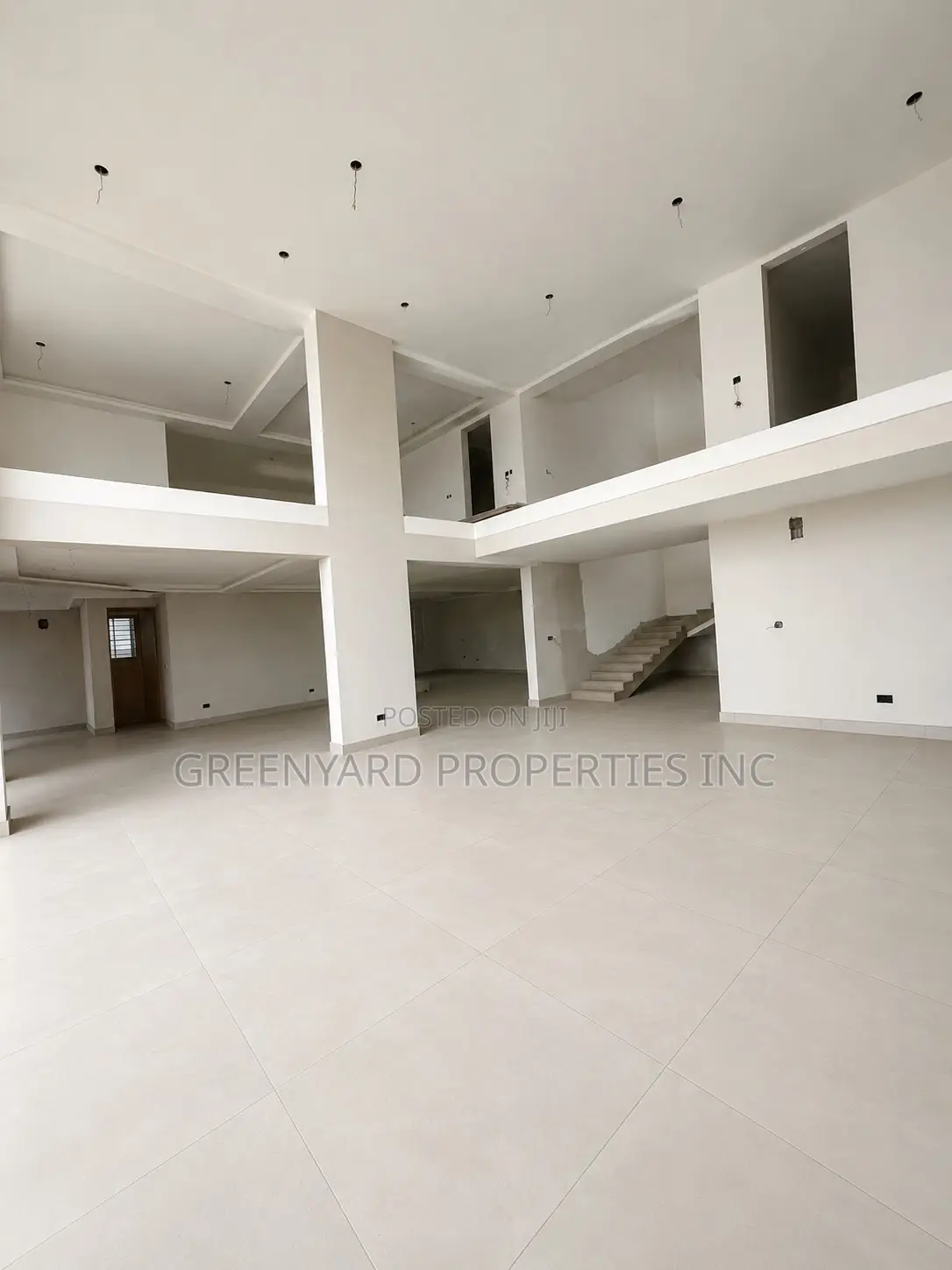 8bdrm House in Adjiringanor, East Legon for sale