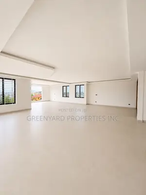 8bdrm House in Adjiringanor, East Legon for sale