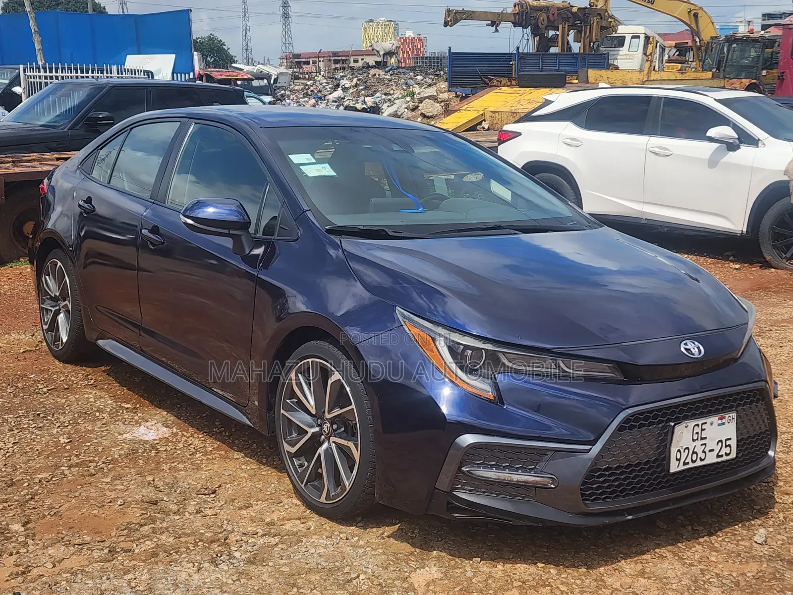 Toyota Corolla SE 2020 Blue
