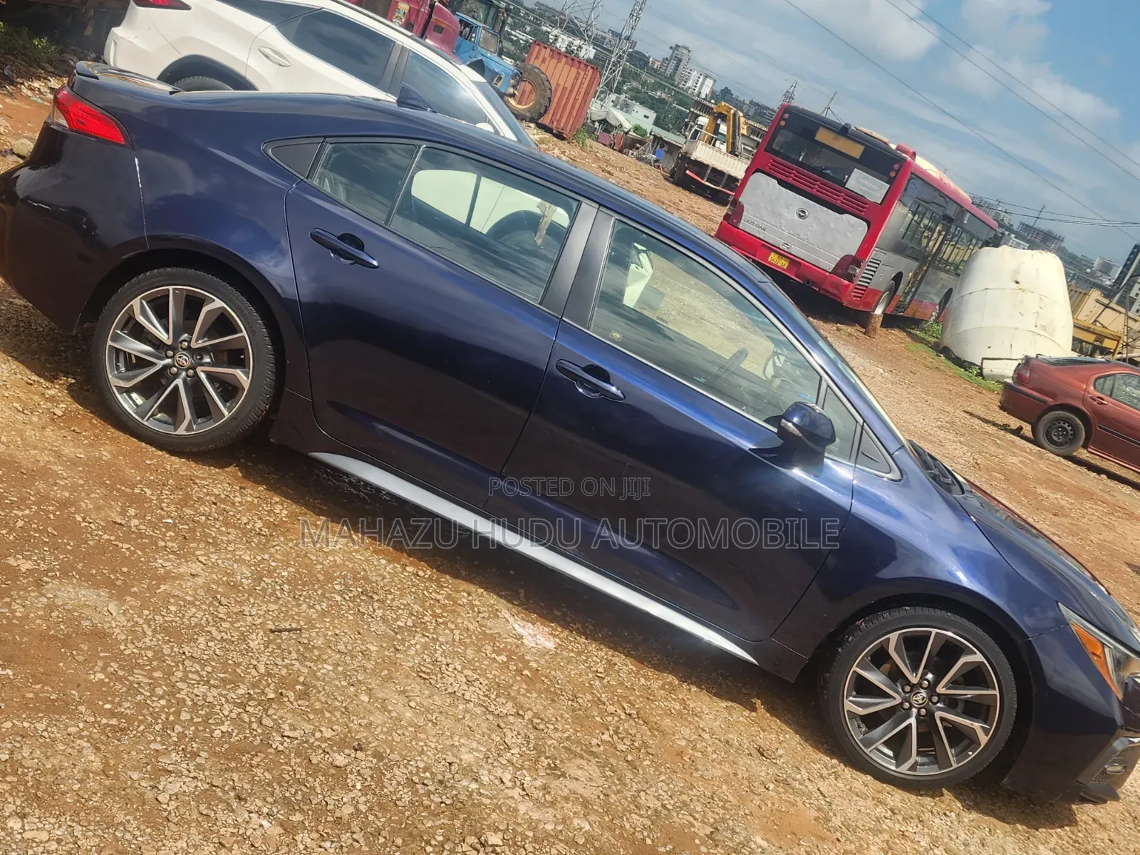 Toyota Corolla SE 2020 Blue