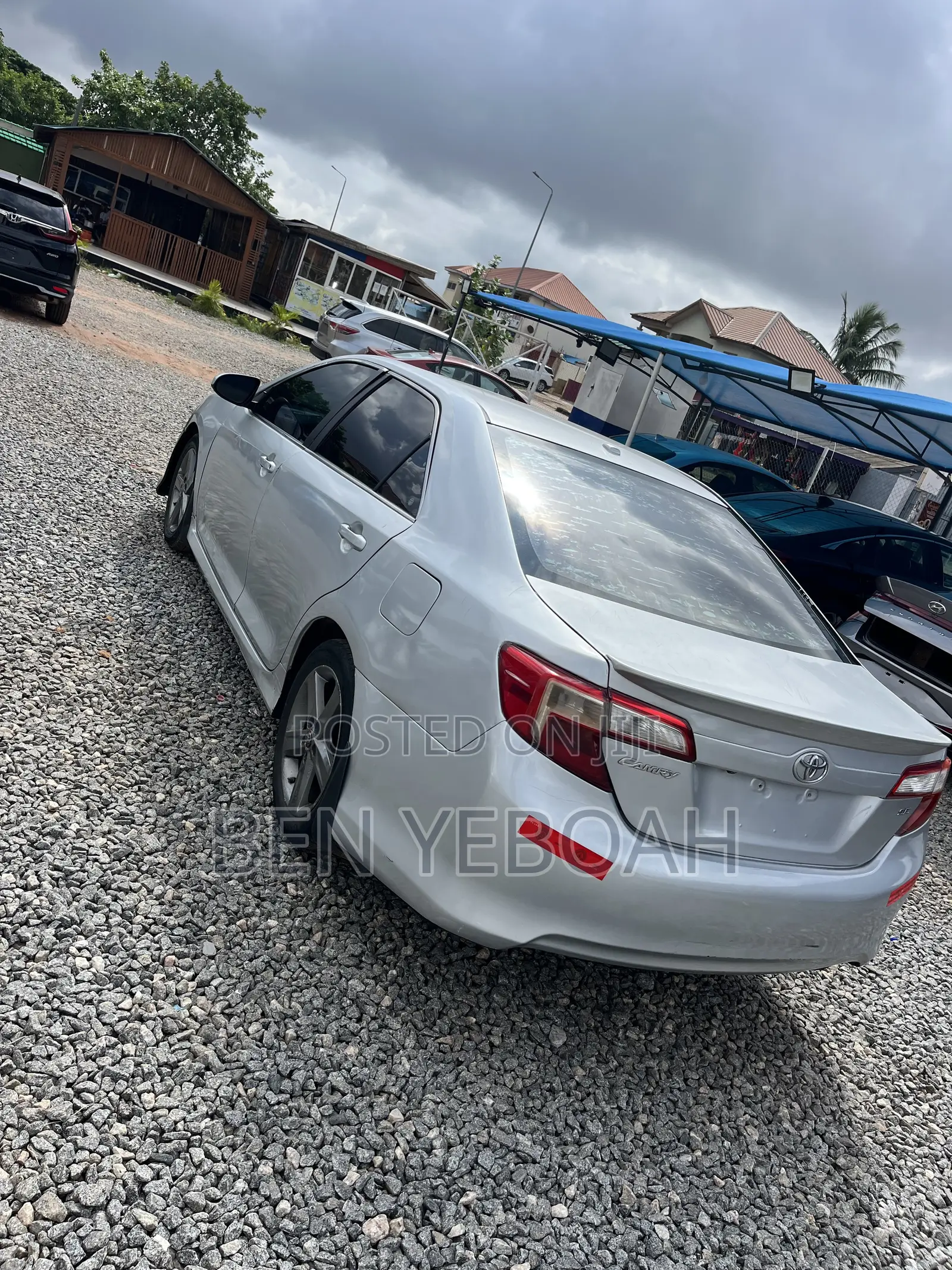 Toyota Camry SE 4dr Sedan (2.5L 4cyl 6A) 2013 Silver
