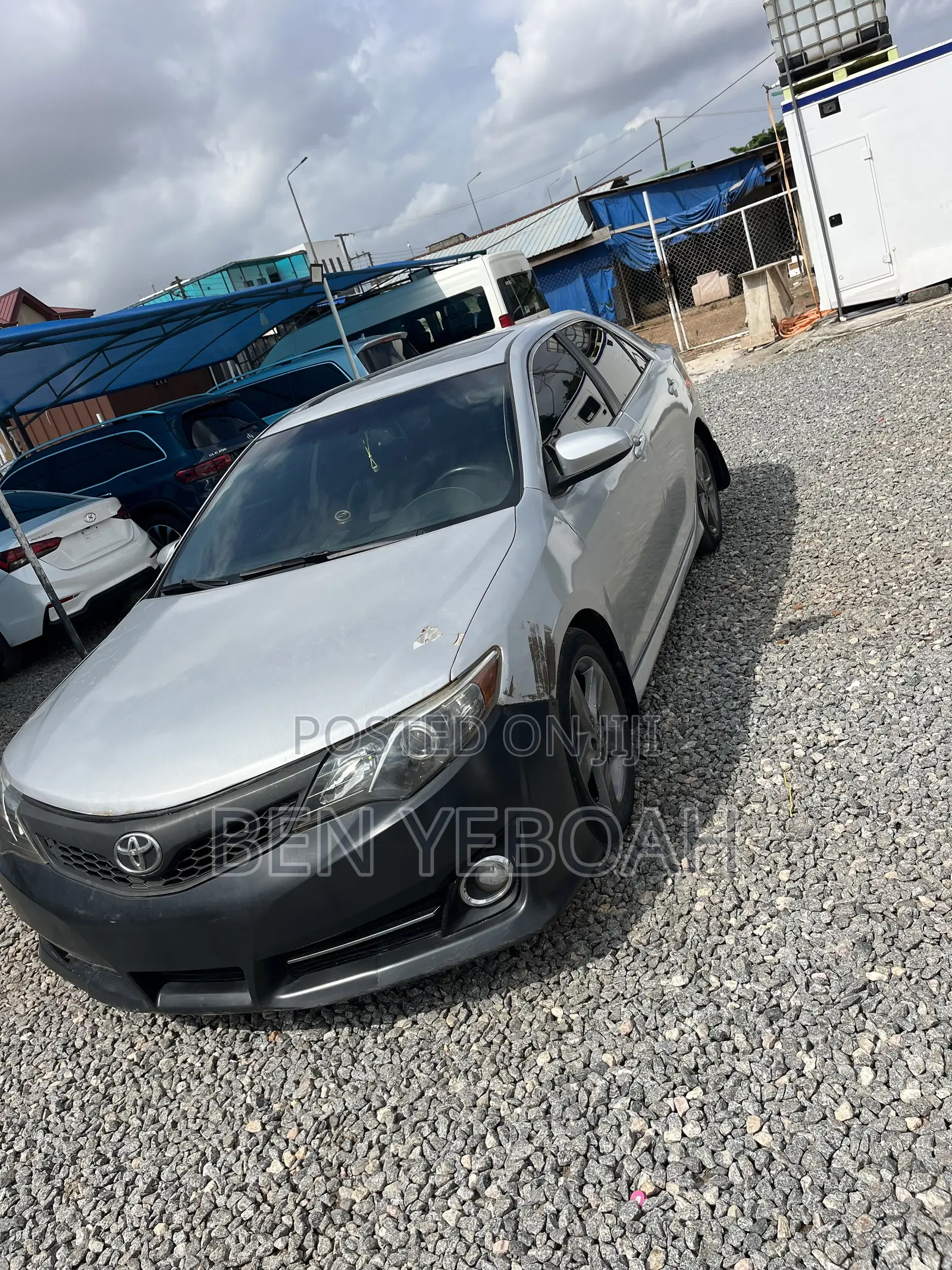 Toyota Camry SE 4dr Sedan (2.5L 4cyl 6A) 2013 Silver