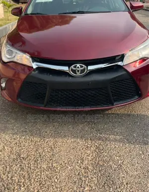Toyota Camry LE 4dr Sedan (2.5L 4cyl 6A) 2016 Red