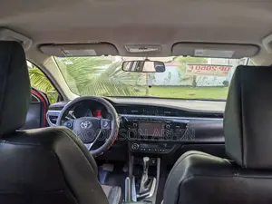 Toyota Corolla 2016 Red
