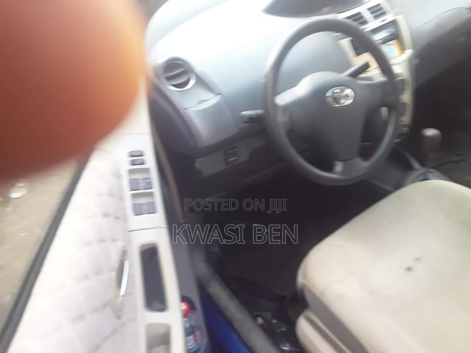 Toyota Vitz 2010 Blue