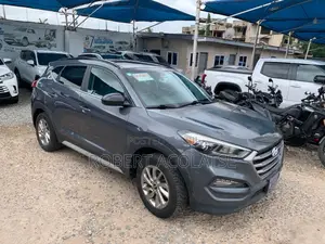 Hyundai Tucson Limited AWD 2017 Gray