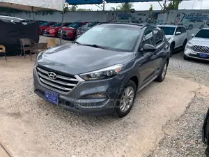 Hyundai Tucson Limited AWD 2017 Gray