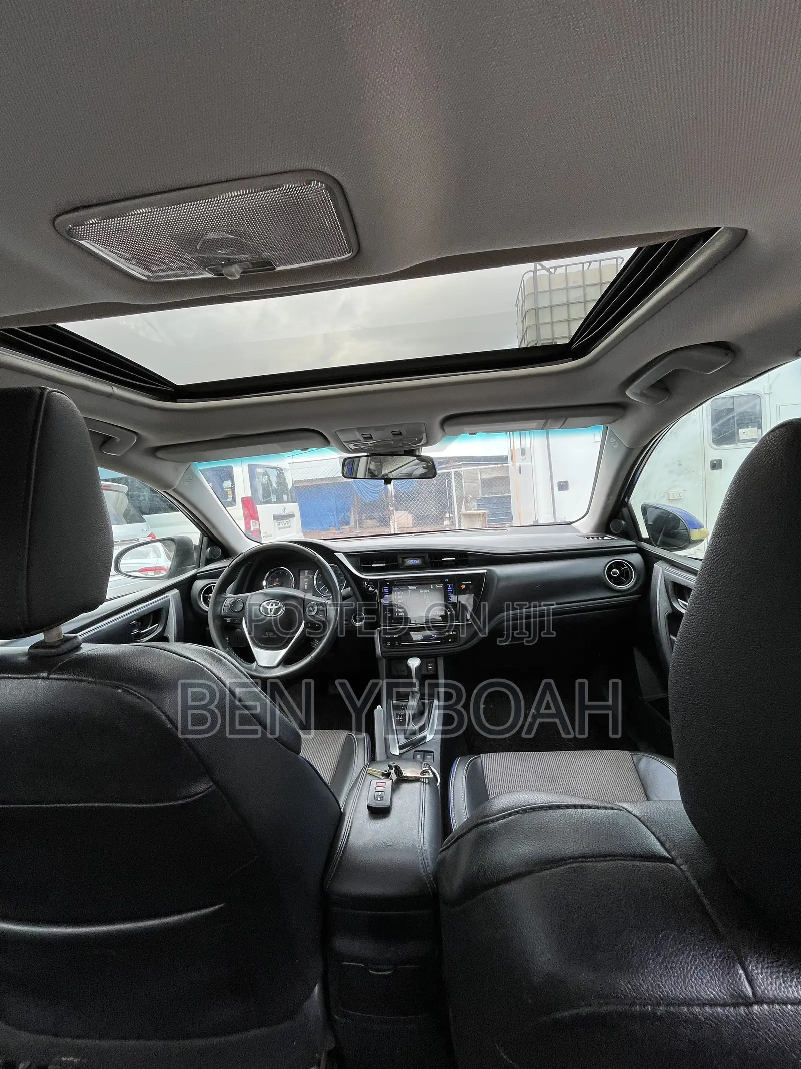 Toyota Corolla SE 4dr Sedan (1.8L 4cyl CVT) 2017 Blue