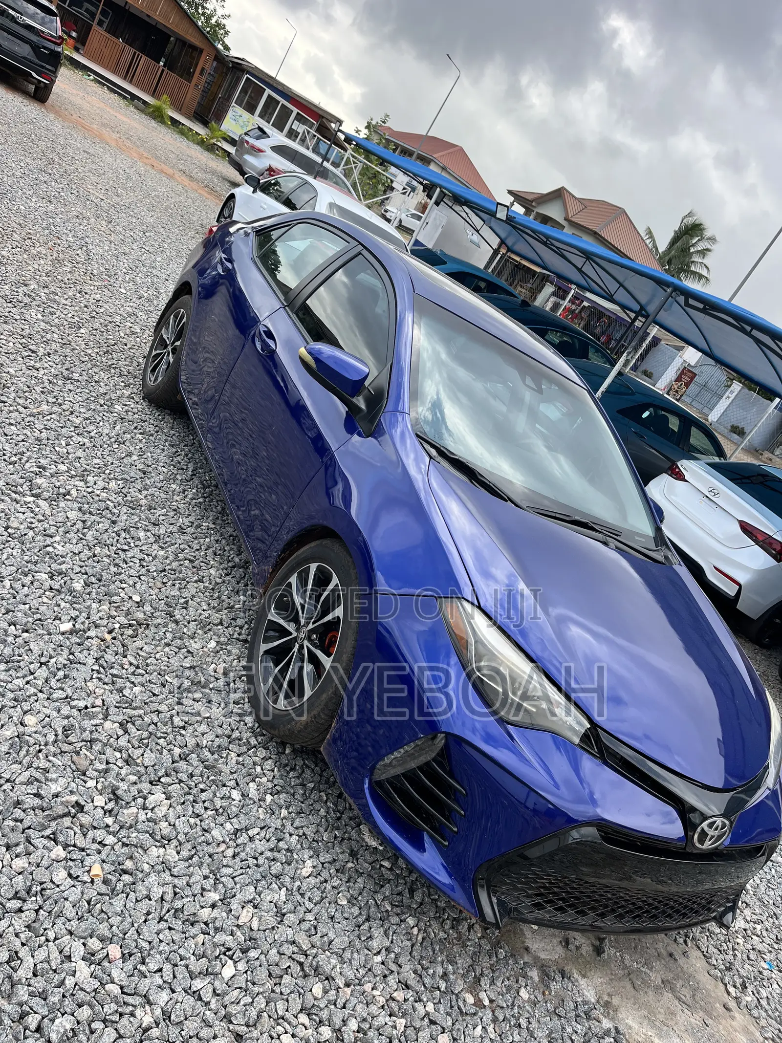 Toyota Corolla SE 4dr Sedan (1.8L 4cyl CVT) 2017 Blue