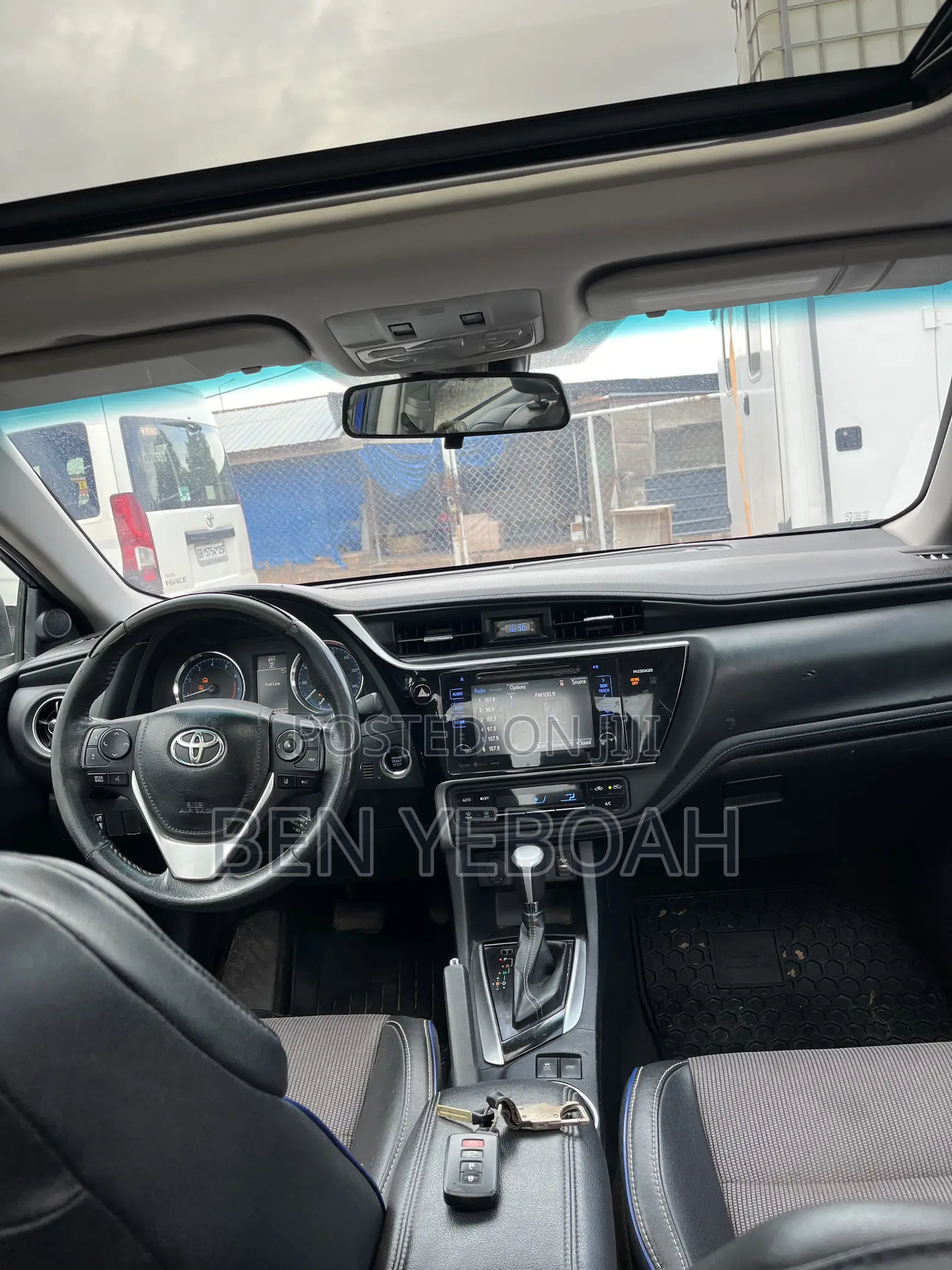 Toyota Corolla SE 4dr Sedan (1.8L 4cyl CVT) 2017 Blue
