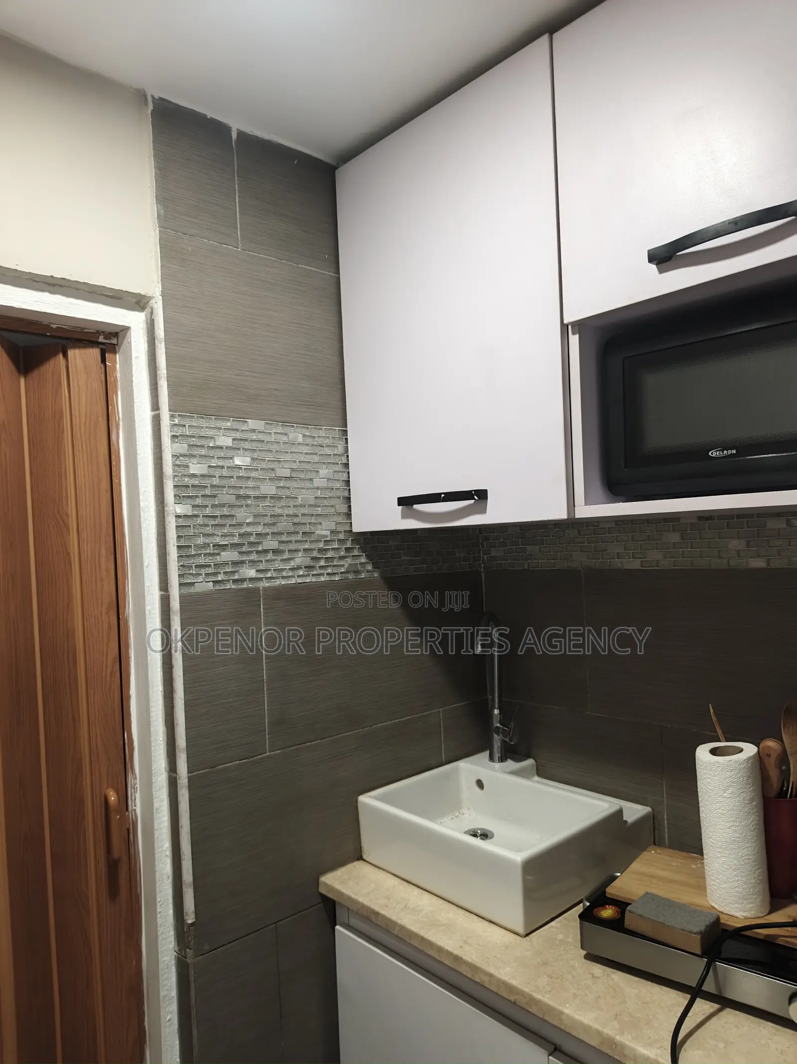 Restaurantand Bar for Rent at Osu