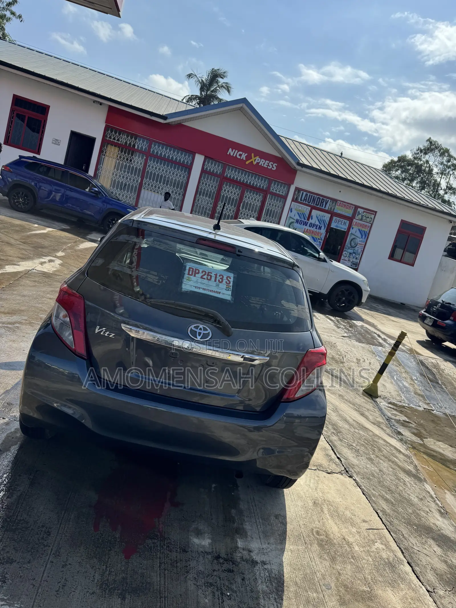 Toyota Vitz 1.5 FWD 5dr 2013 Gray
