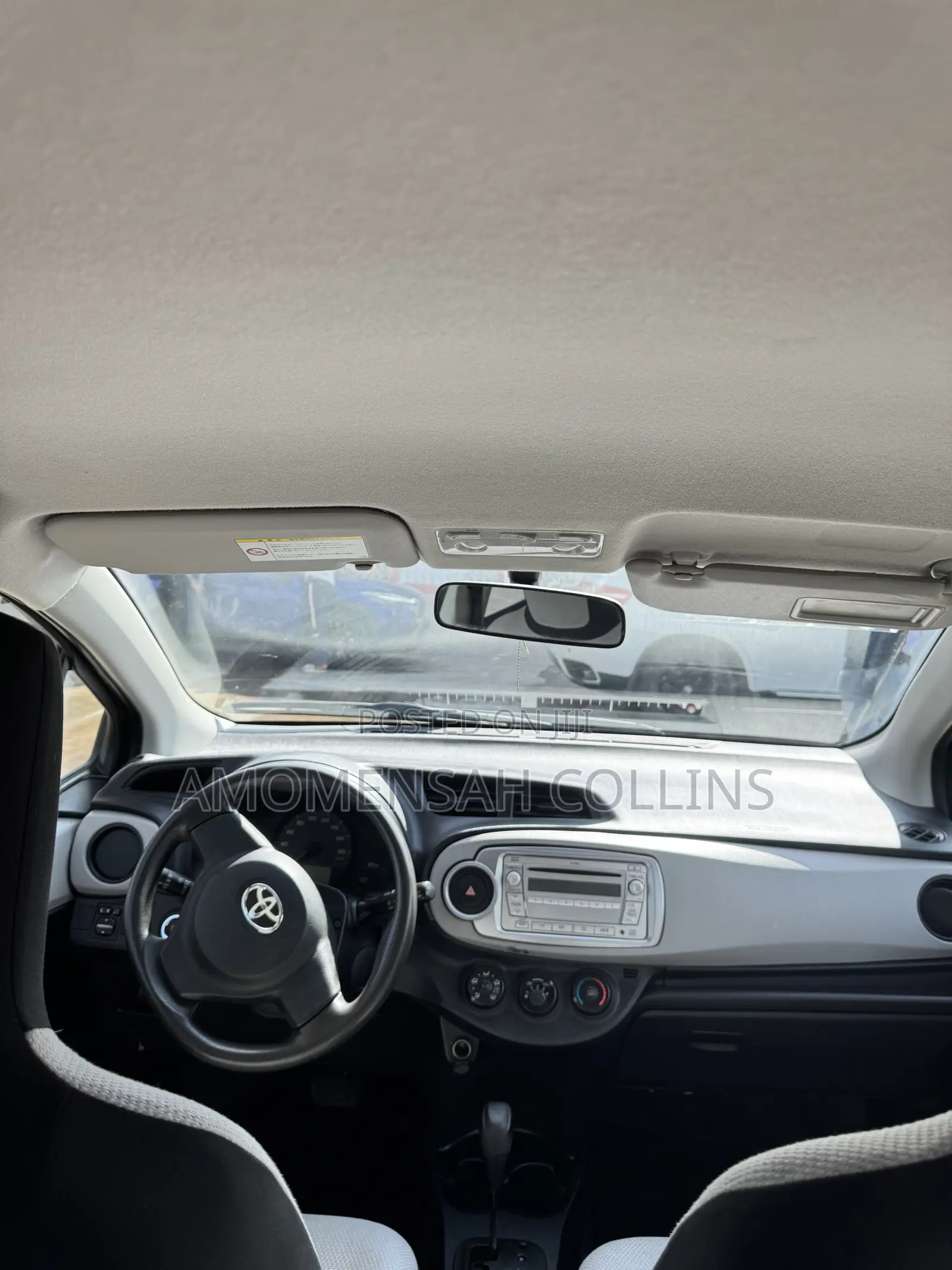 Toyota Vitz 1.5 FWD 5dr 2013 Gray
