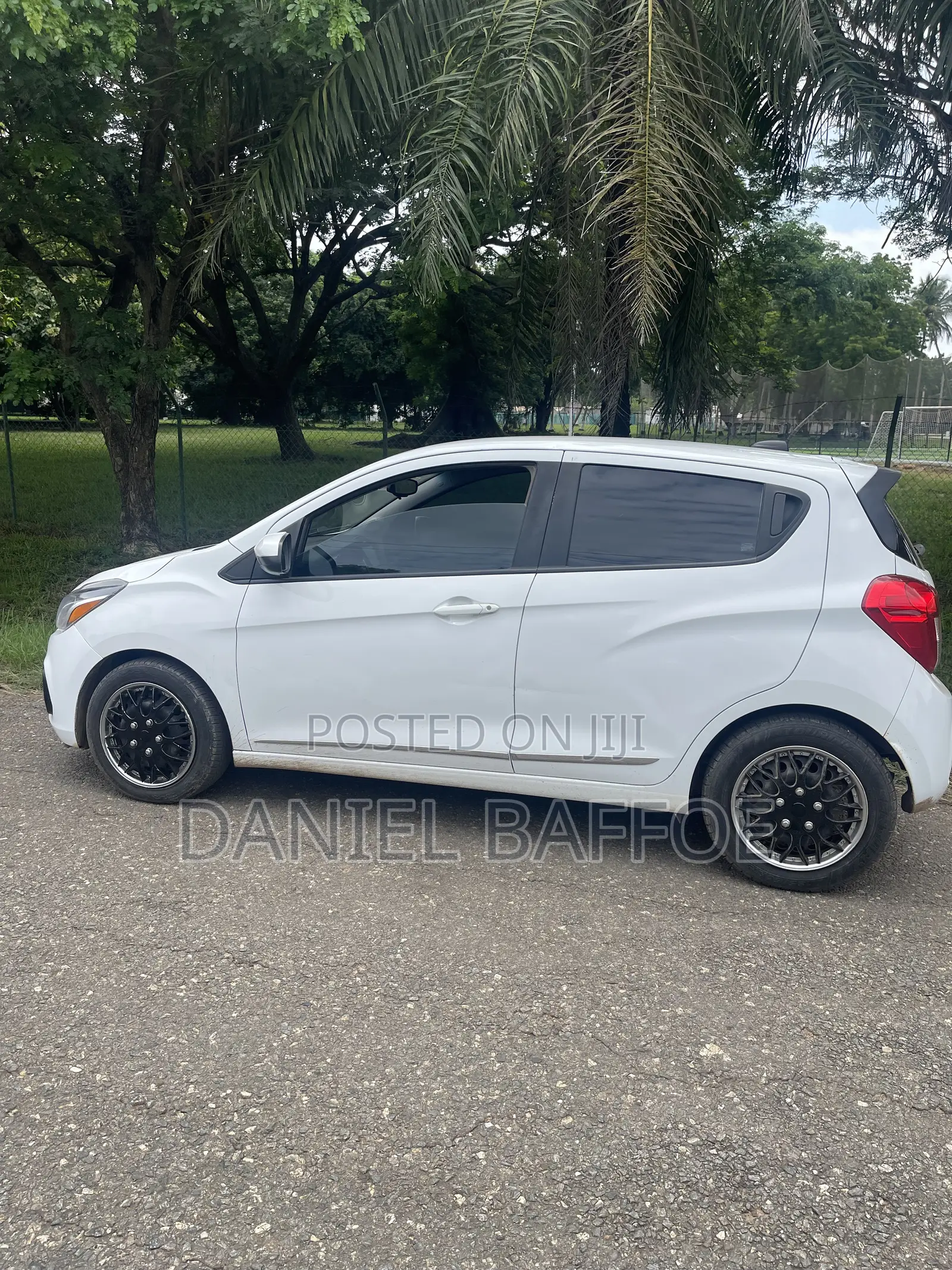 Chevrolet Spark LS CVT 2018 White