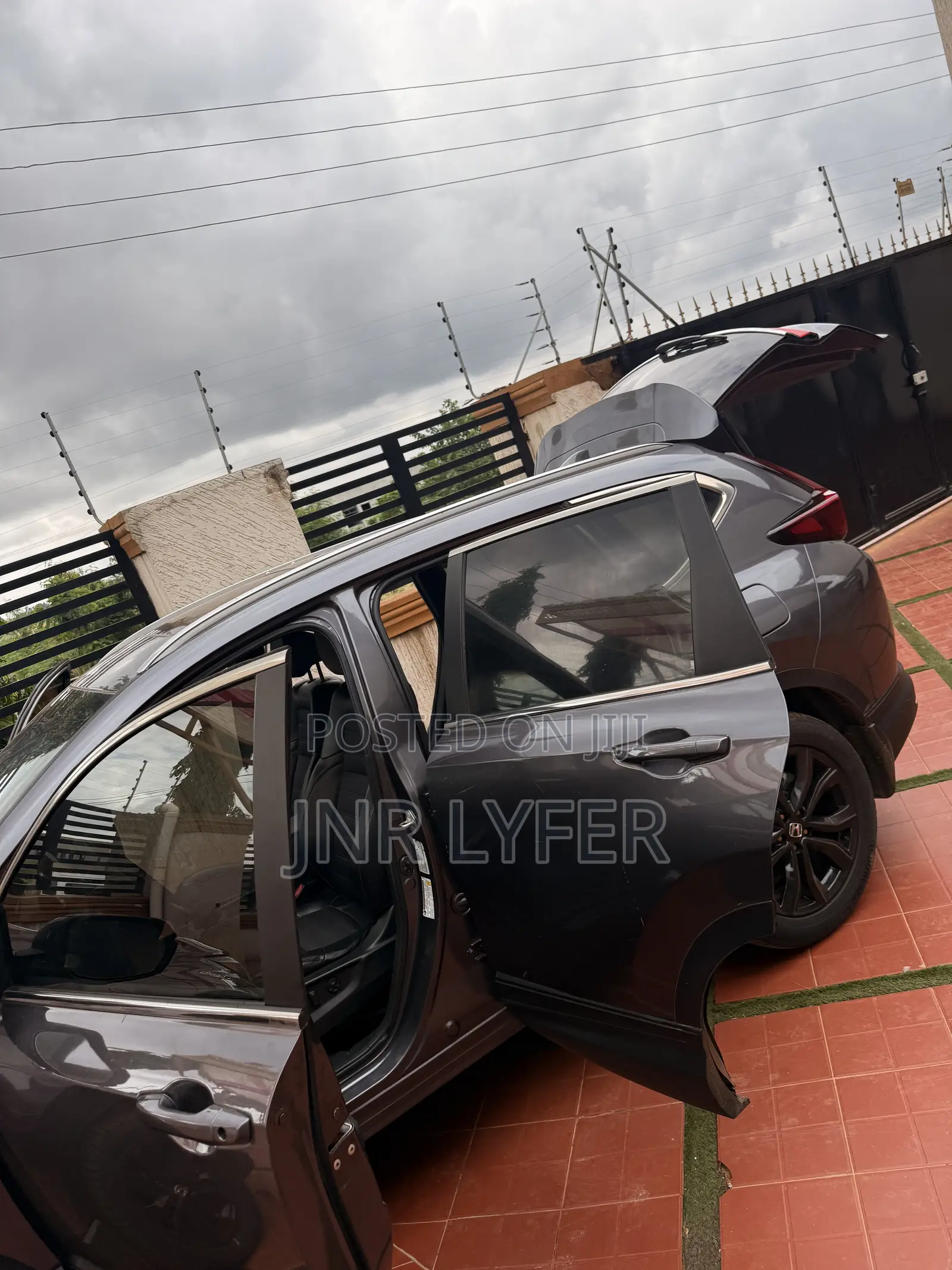 Honda CR-V 2021 Gray