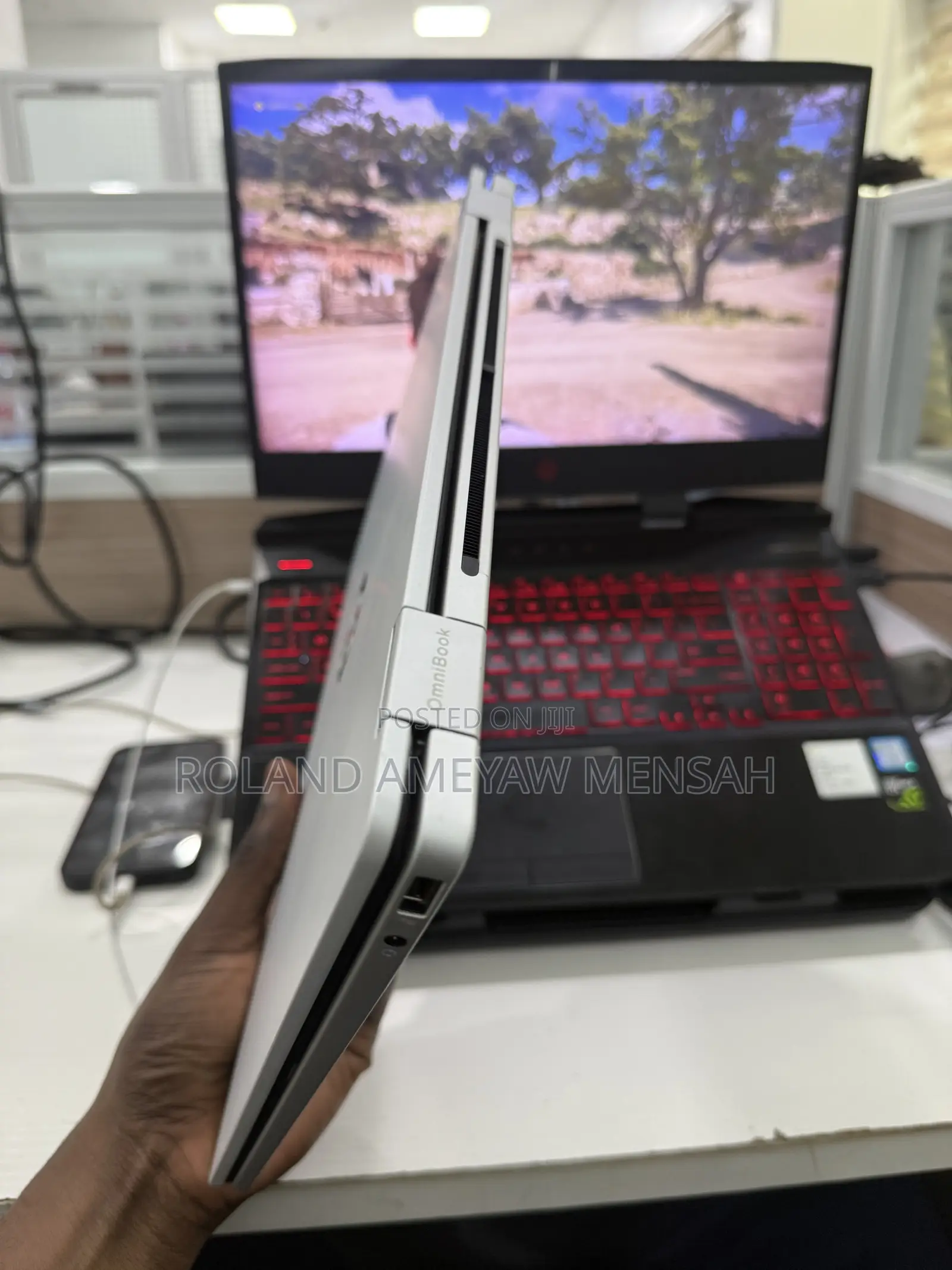 New Laptop HP OmniBook 5 Flip 16GB Intel Core i5 SSD 512GB