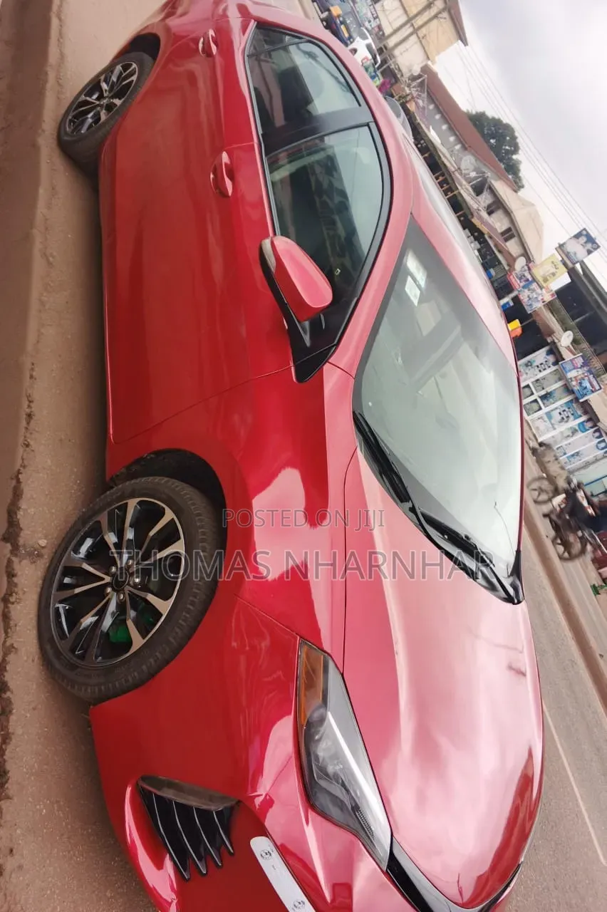 Toyota Corolla 2014 Red
