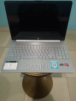 Laptop HP 15 8GB AMD Ryzen 5 SSD 256GB