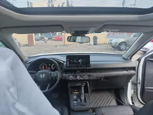Honda CR-V 2023 White
