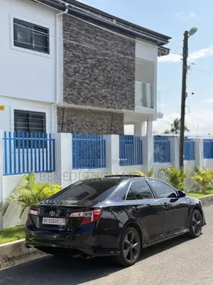 Toyota Camry SE 4dr Sedan (2.5L 4cyl 6A) 2014 Black