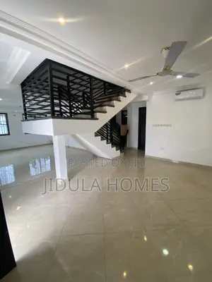 4bdrm House in Adenta Frafraha for rent