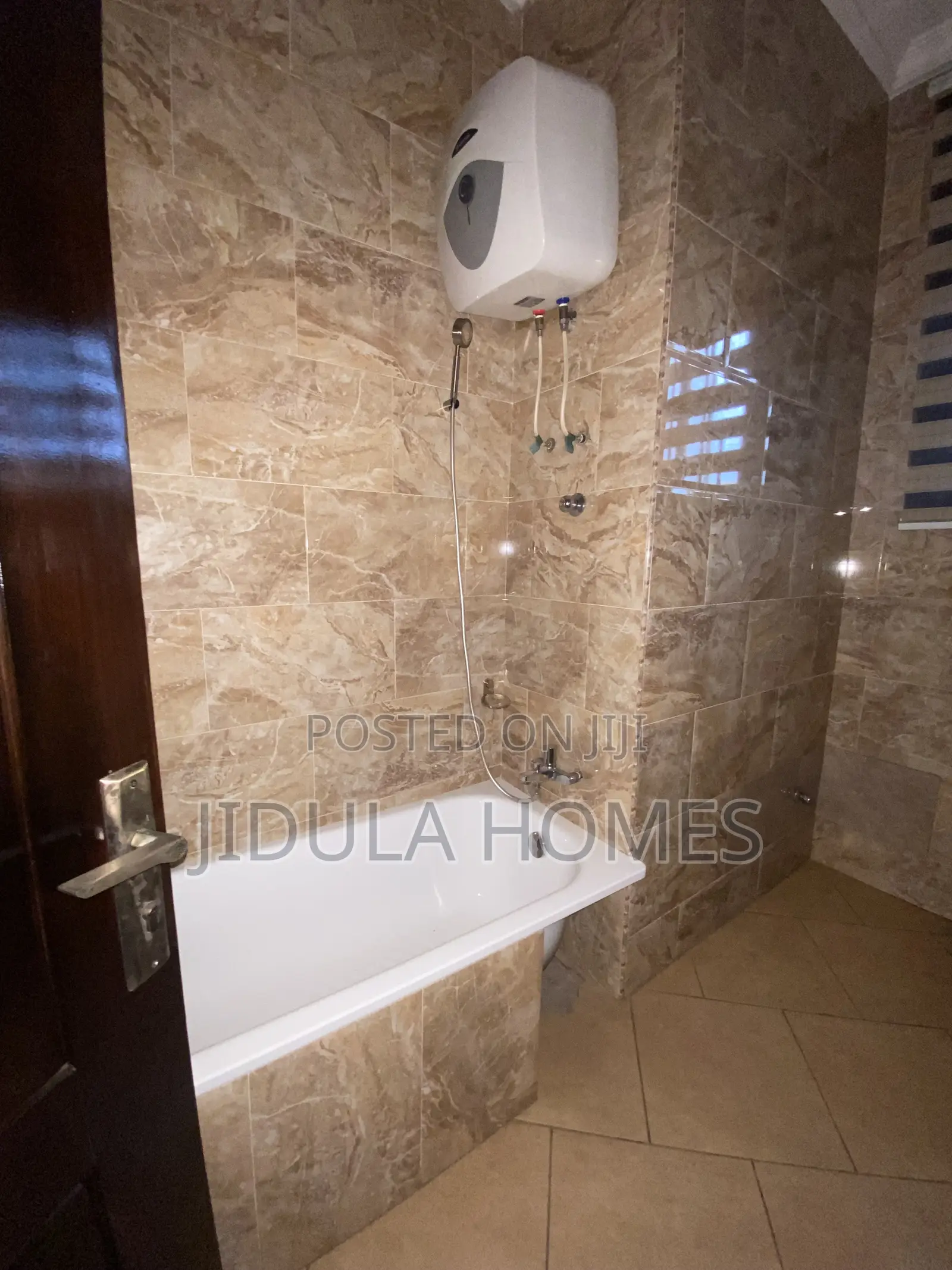 4bdrm House in Adenta Frafraha for rent