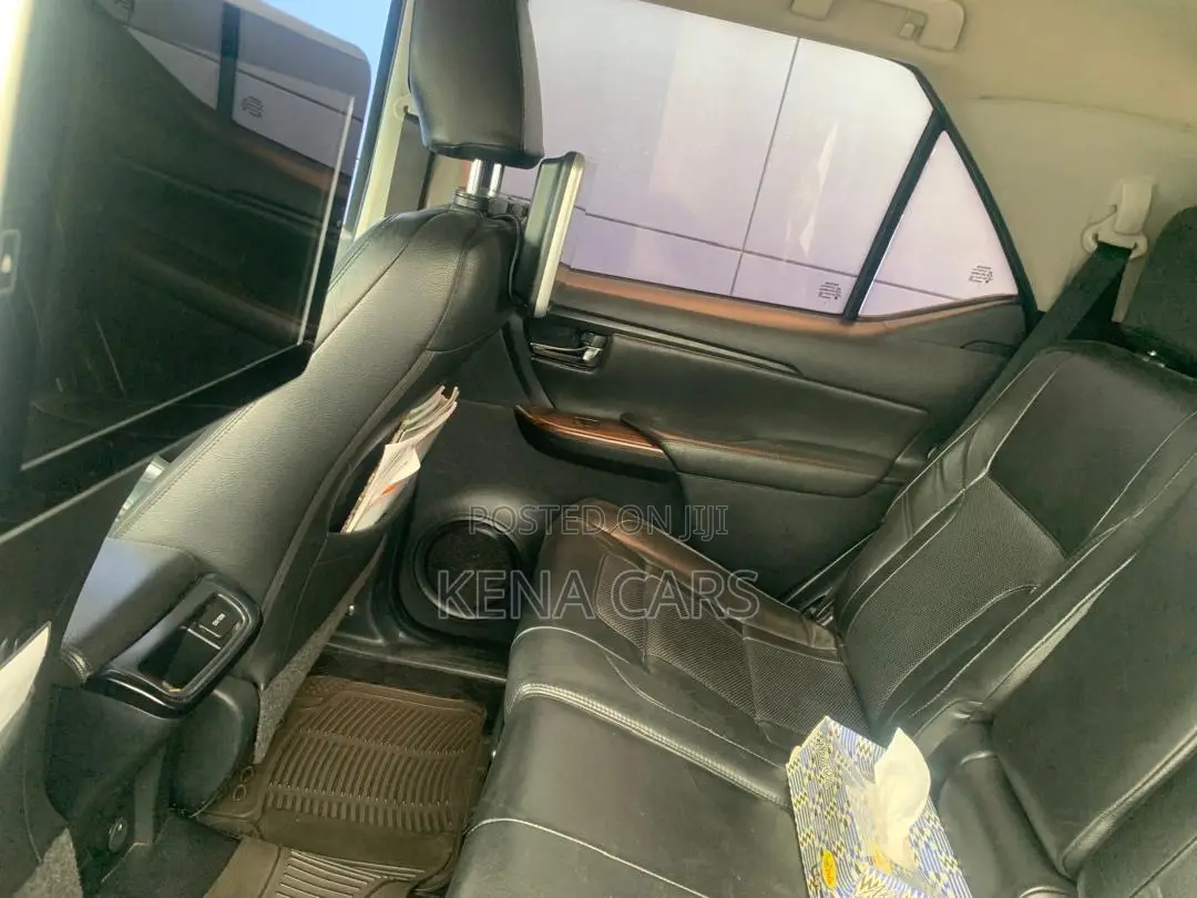 Toyota Fortuner 2021 Gray