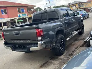 Toyota Tacoma TRD Off Road 2019 Gray