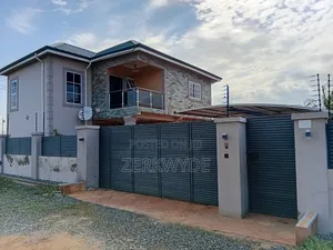 2bdrm House in Hfc Estate, Tema Metropolitan for rent