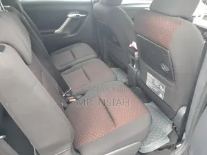 Toyota Verso 2012 Blue
