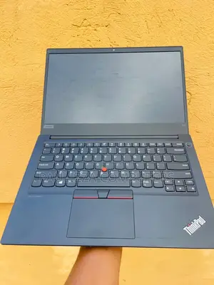 Laptop Lenovo ThinkPad E14 Gen 2 8GB Intel Core i5 SSD 256GB