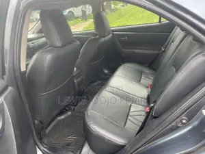 Toyota Corolla 2015 Gray
