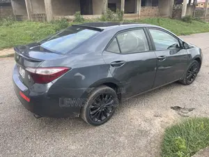 Toyota Corolla 2015 Gray