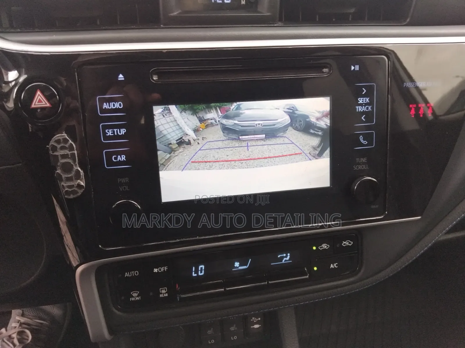 Toyota Corolla 2019 White