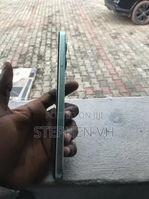 Infinix Hot 50i 128 GB Green
