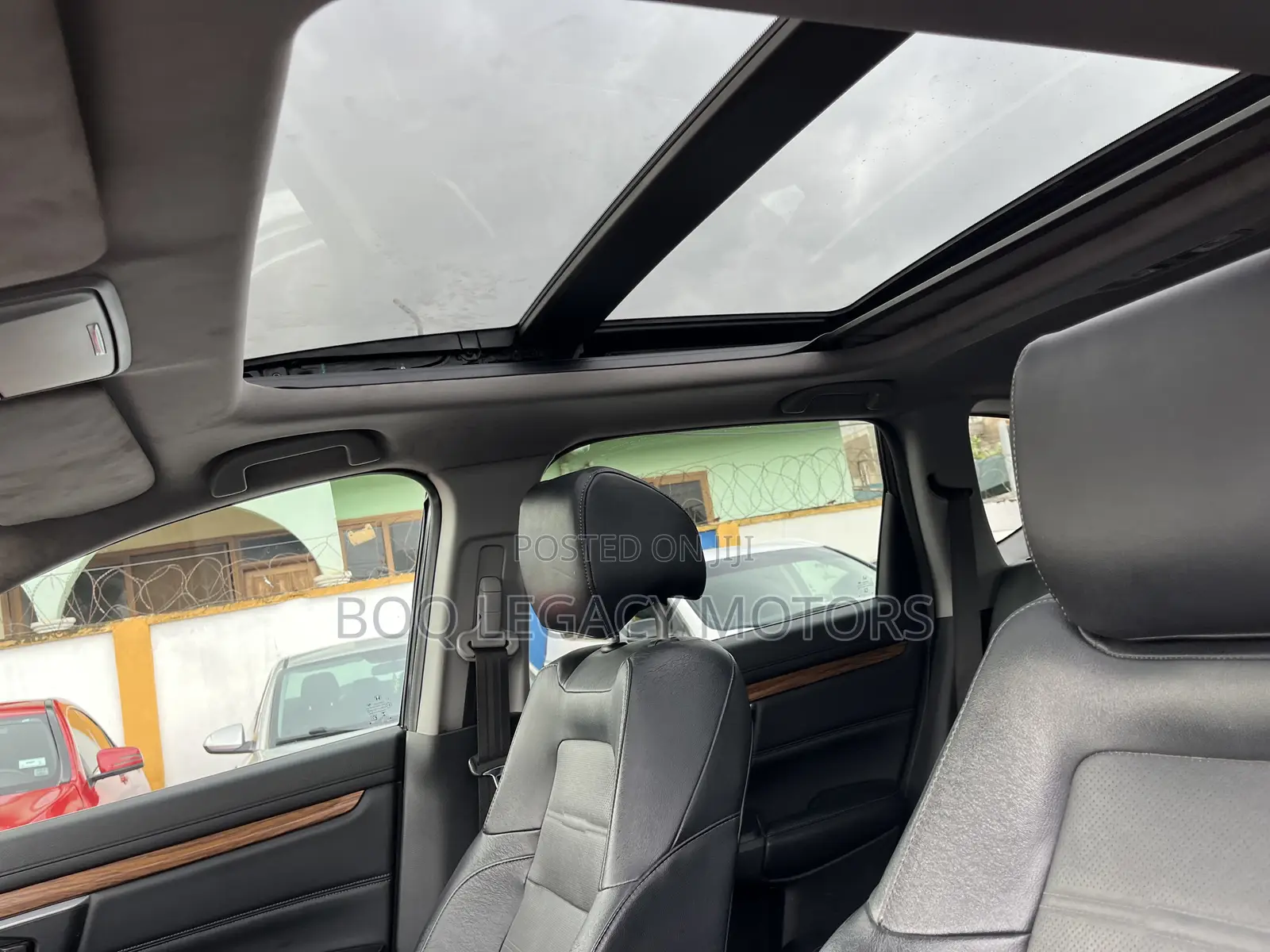 Honda CR-V Touring AWD 2018 Gray