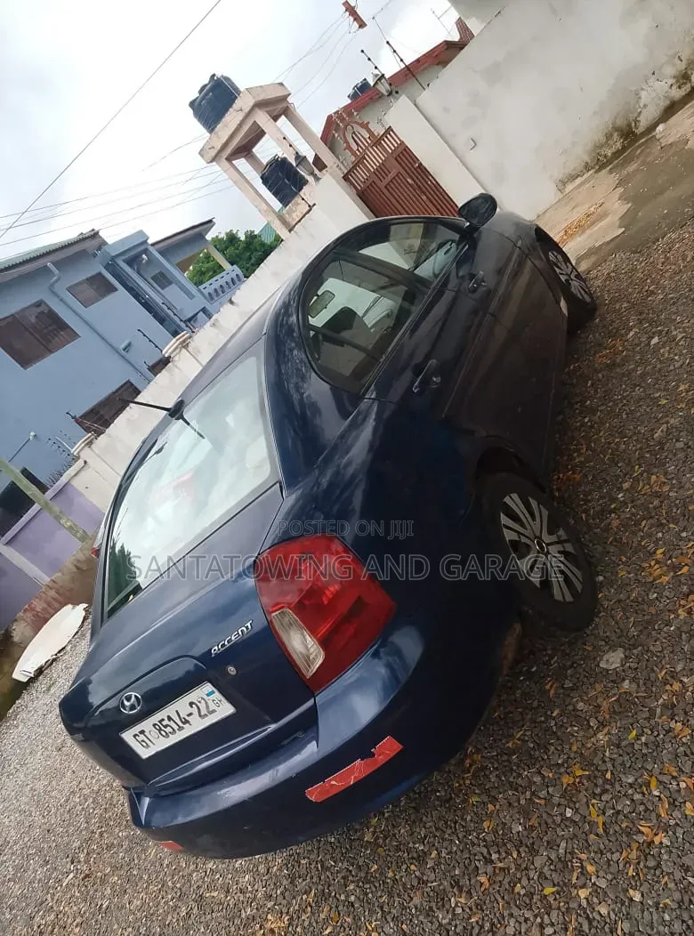 Hyundai Accent 2010 Blue