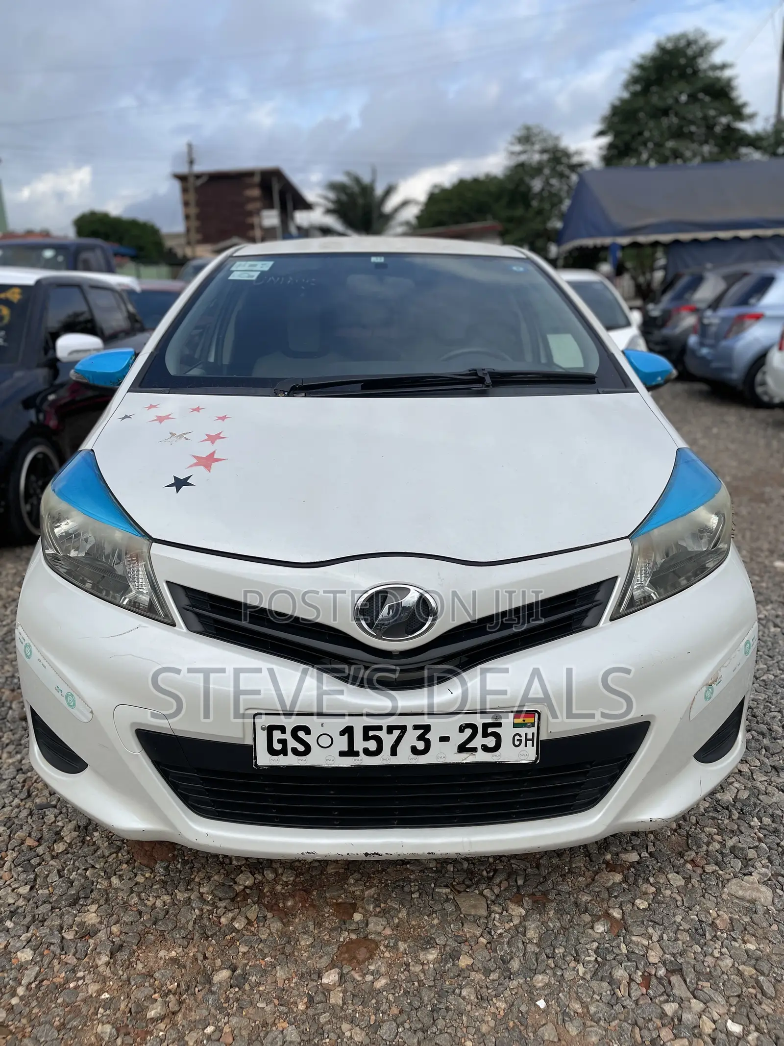 Toyota Vitz 1.0 FWD 5dr 2013 White