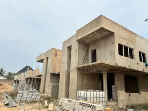 3bdrm Townhouse/Terrace in Community 25 for sale