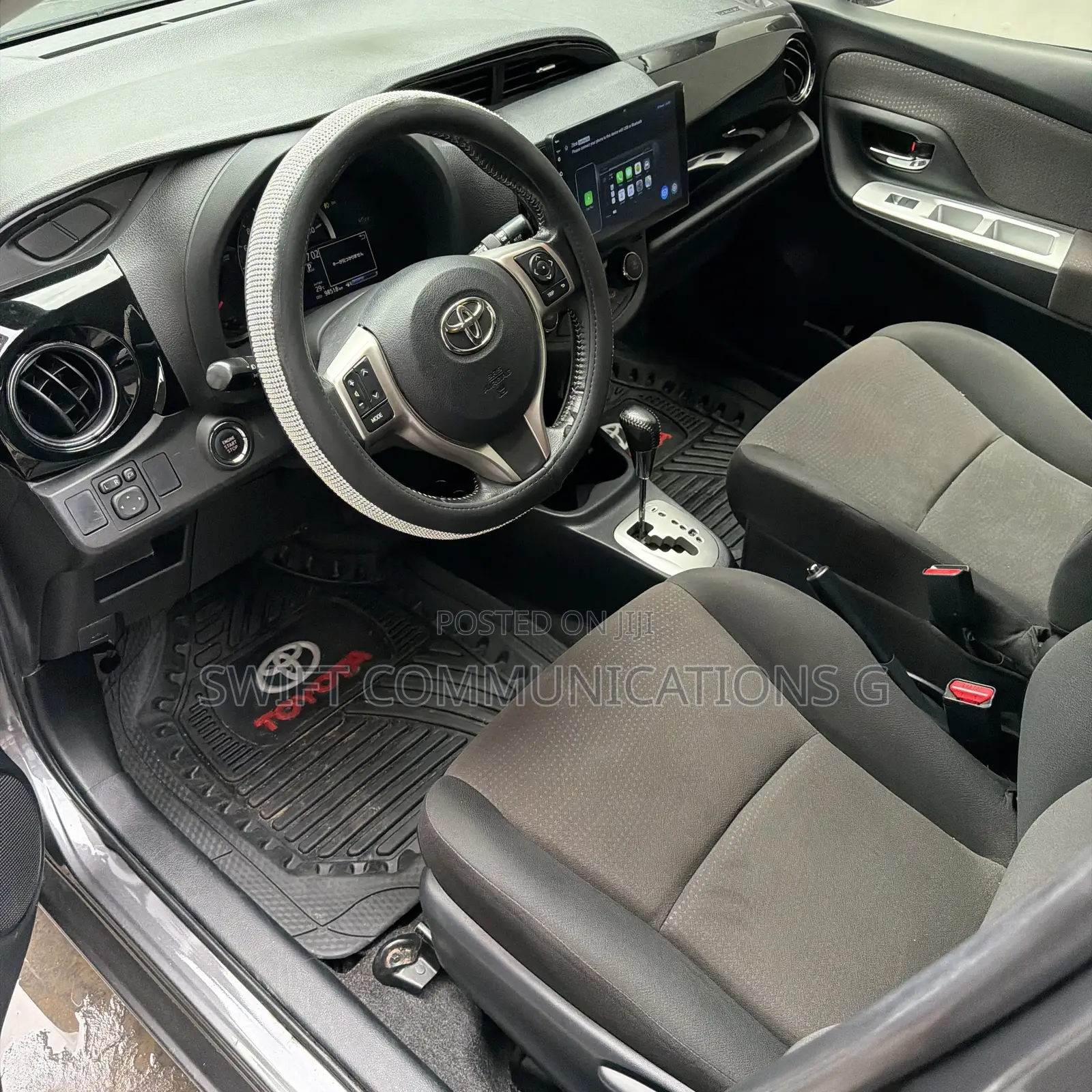 Toyota Vitz 1.5 FWD 5dr 2016 Gray